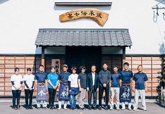 大山甚七商店の本格芋焼酎は、薩摩半島の最南端、 指宿市宮ヶ浜で製造されています。